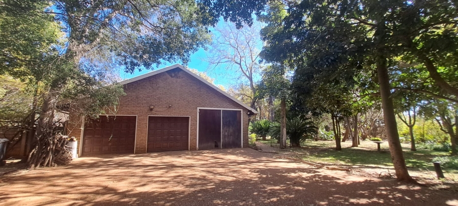 4 Bedroom Property for Sale in Boschfontein A H North West